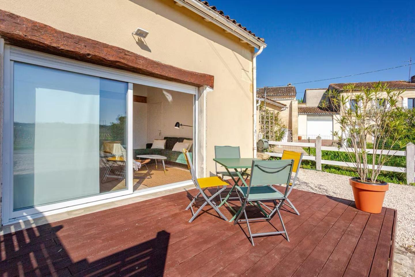 Guesthouse Les Maurins Saint-Sulpice-de-Faleyrens Екстер'єр фото