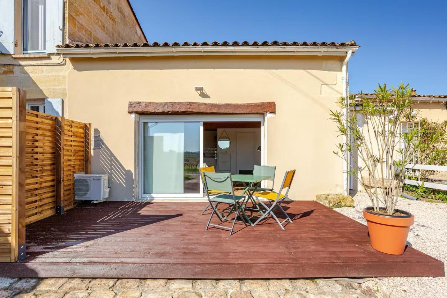 Guesthouse Les Maurins Saint-Sulpice-de-Faleyrens Екстер'єр фото